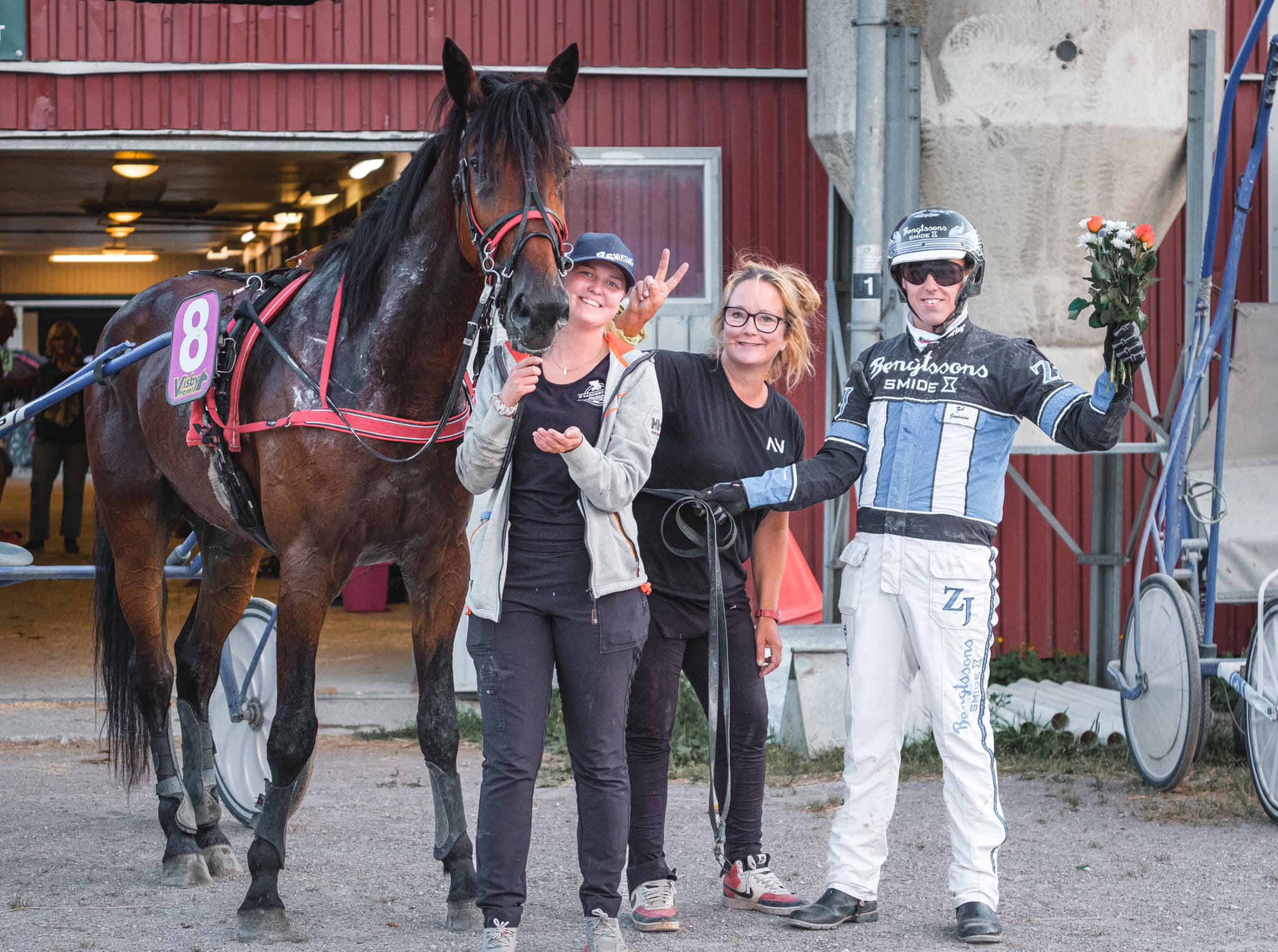 Tre Veckor Kvar Till Premiären: Johanna Firar Påsk I Norrland Med Hästarna